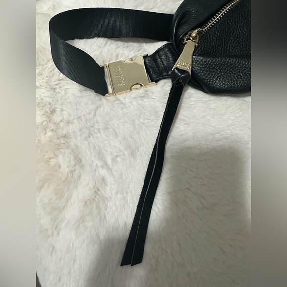 Aimee Kestenberg Black Leather Crossbody Bag - Picture 3 of 7